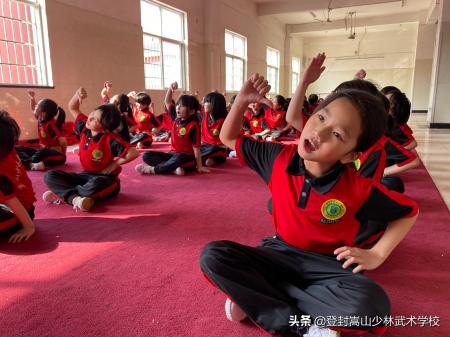 正规的封闭式学校在哪里